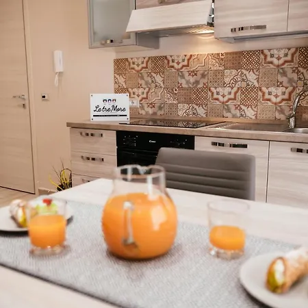 Le Tre ジャルディーニ・ナクソス